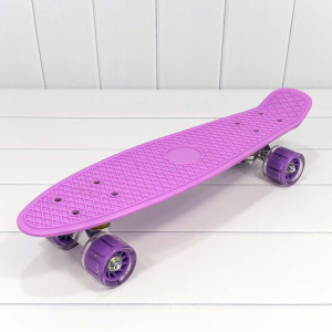 Скейтборд из пластика